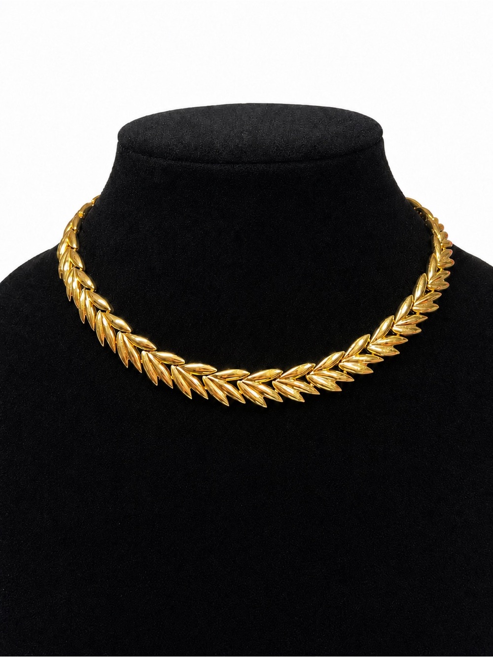 Vintage Gold-Tone Laurel Leaf Necklace (c. 1968–1975)